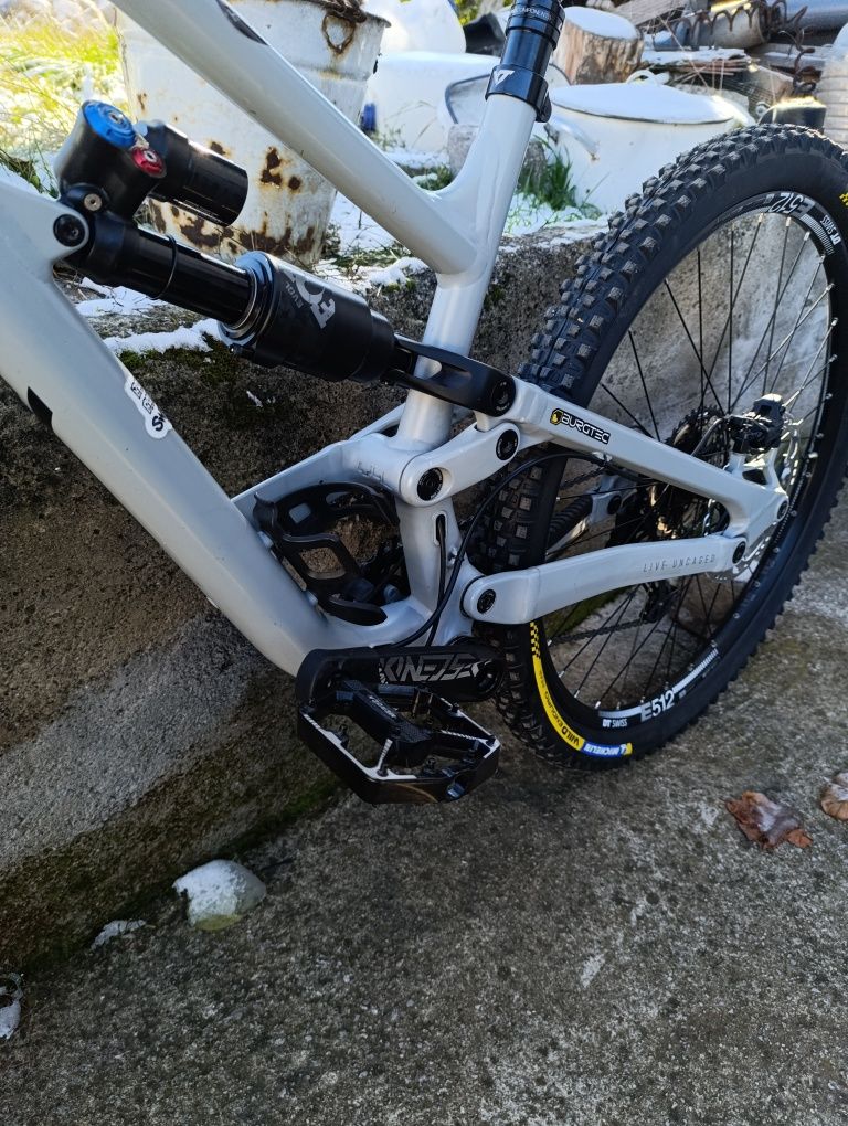 YT capra core 2 custom 29 L размер НОВО