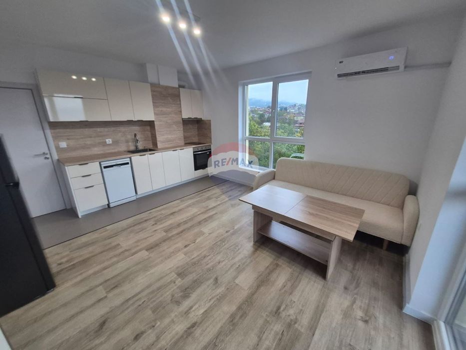 Двустаен апартамент под наем,кв. Изгрев, ,гр.Варна ДМ 4223