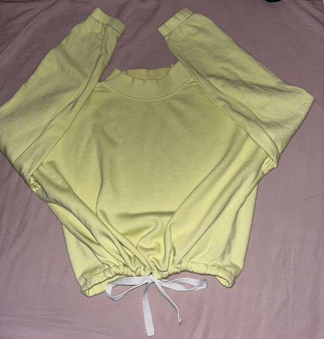 Жълто-зелено худи с връзки