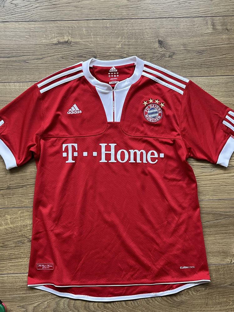 ADIDAS - Bayern Munchen : Байерн сезон 2009/2010  размер М / Оригинал