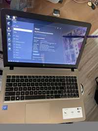 Laptop Asus nou impecabil