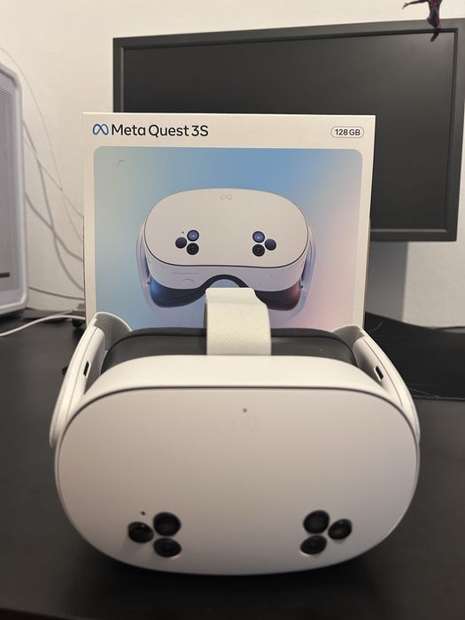 VR Очила Oculus Meta Quest 3S 128GB