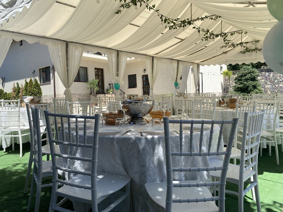 Inchiriez corturi pentru evenimente