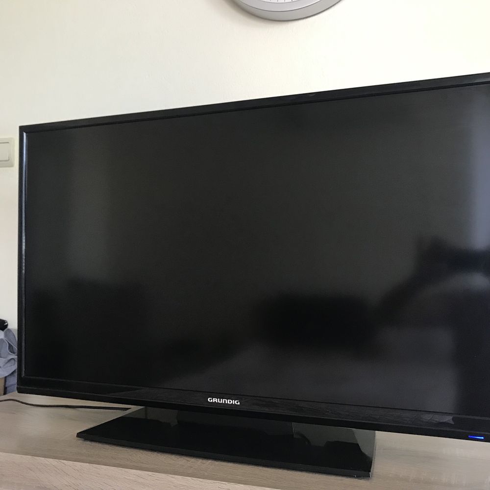 Телевизор Grundig