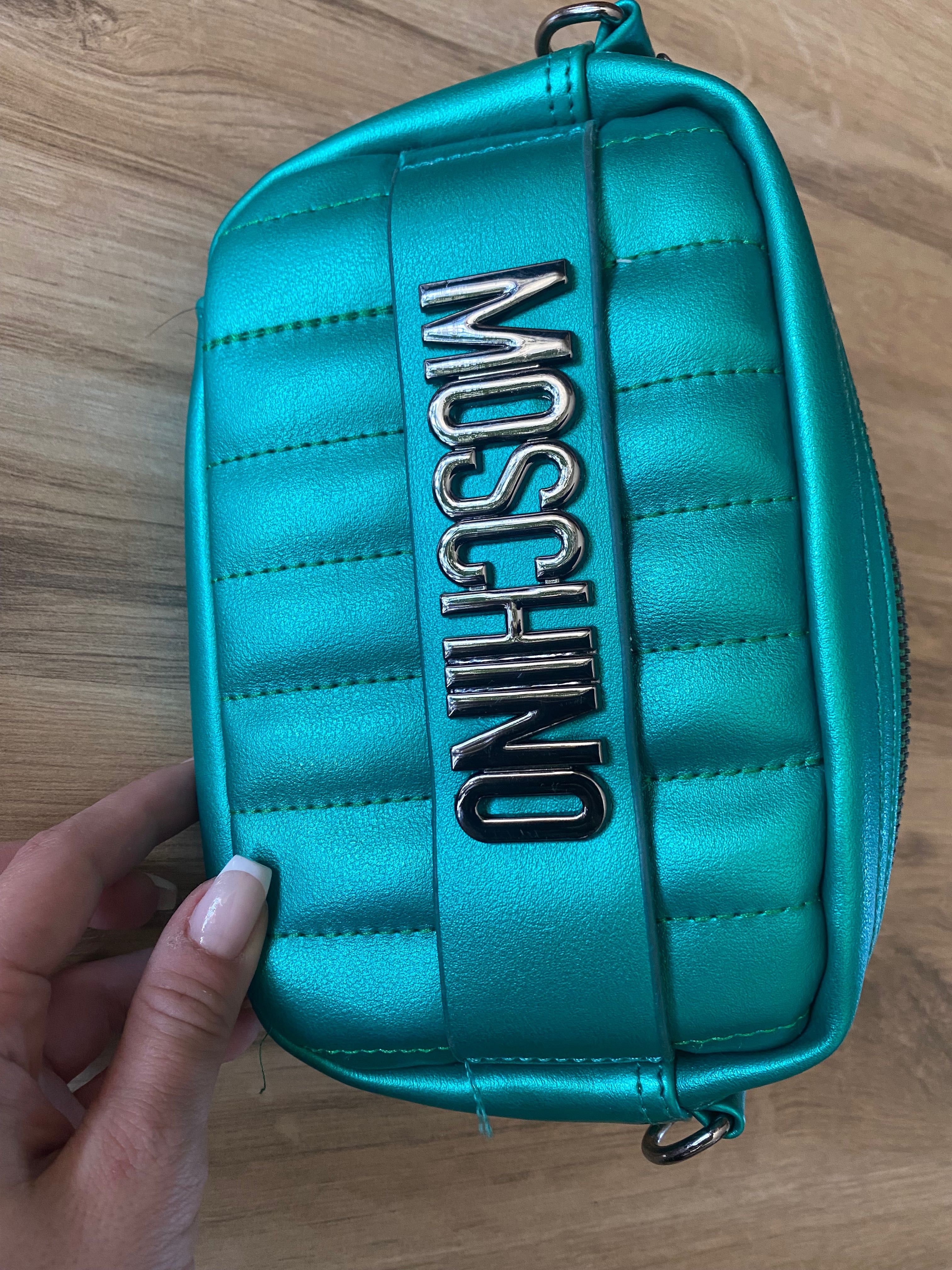 Клъч Moschino нов