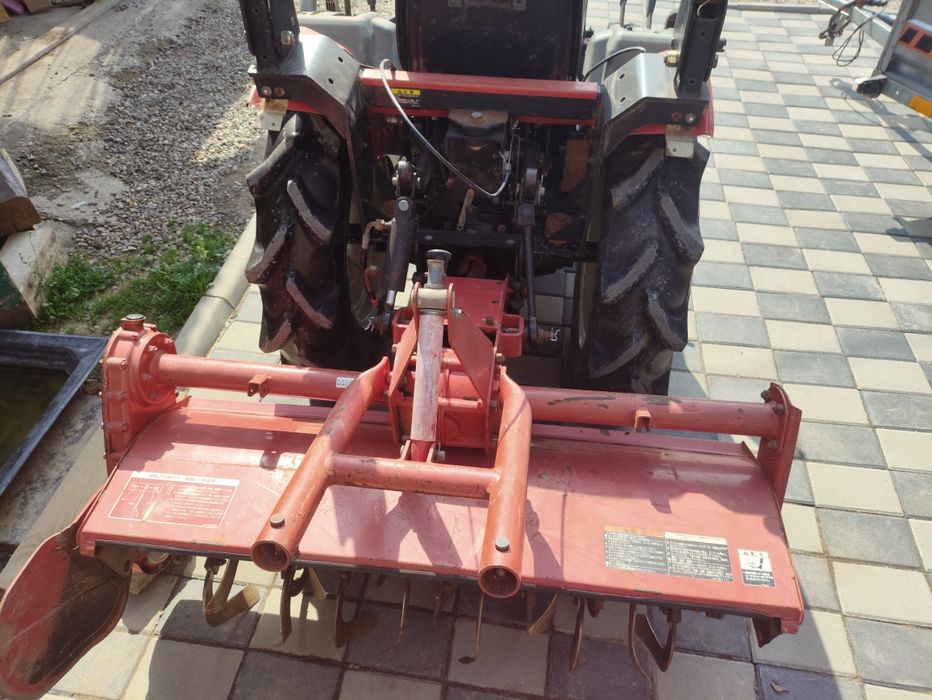 Tractoras Mitsubishi GF150, 15CP