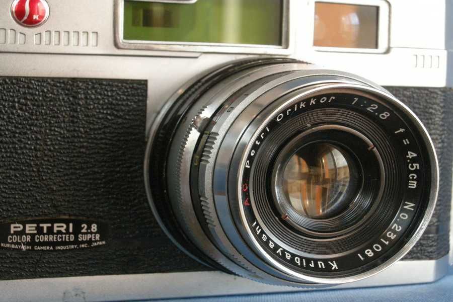 Aparat foto film clasic telemetric petri