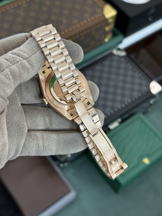 Rolex Day-Date 40mm Eisenkiesel