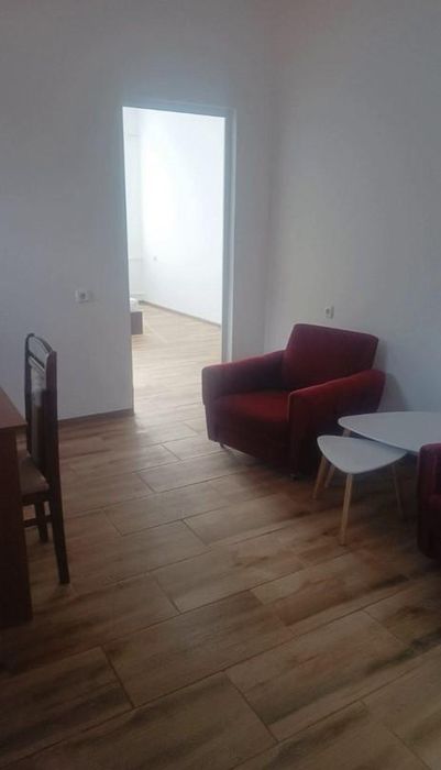 Дава се под наем Тристаен апартамент в София, Център - 90 кв.м за 650 € - Снимка #3