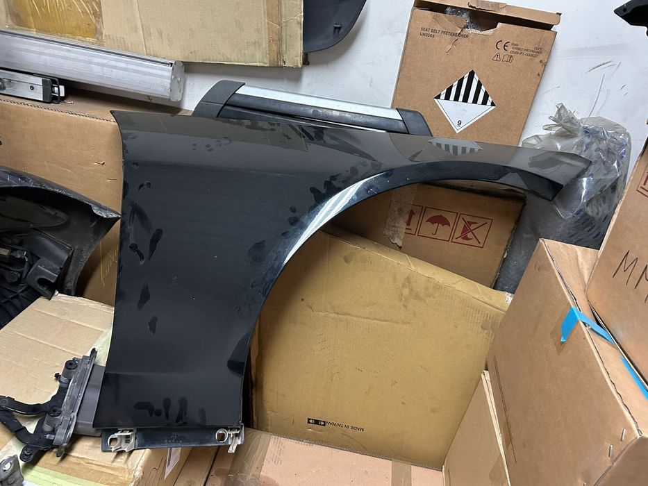 Far bara aripi radiator Mercedes E class w212