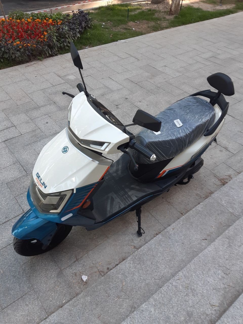 Skuter Gelin Scooter Ebake
