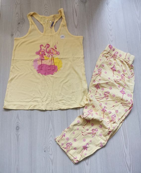 Pijama nouă pentru fete