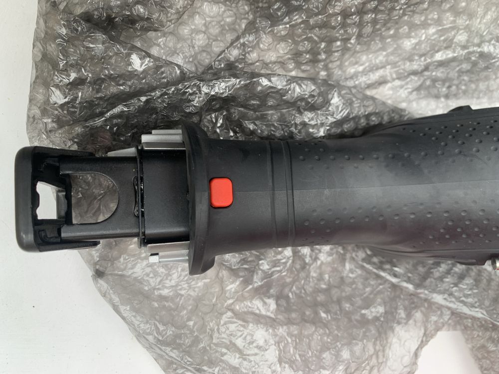 Bosch GSA 18V-32 /безчетков саблен трион/