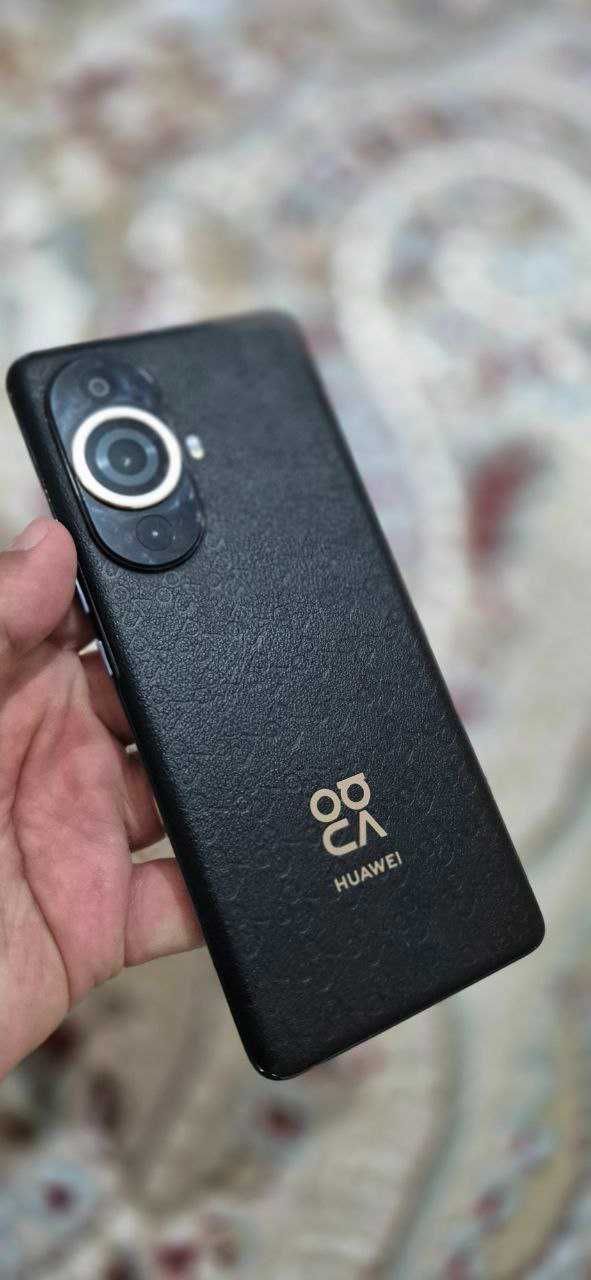 срочно продается смартфон HUAWEI nova 11 Pro 8/256GB Black