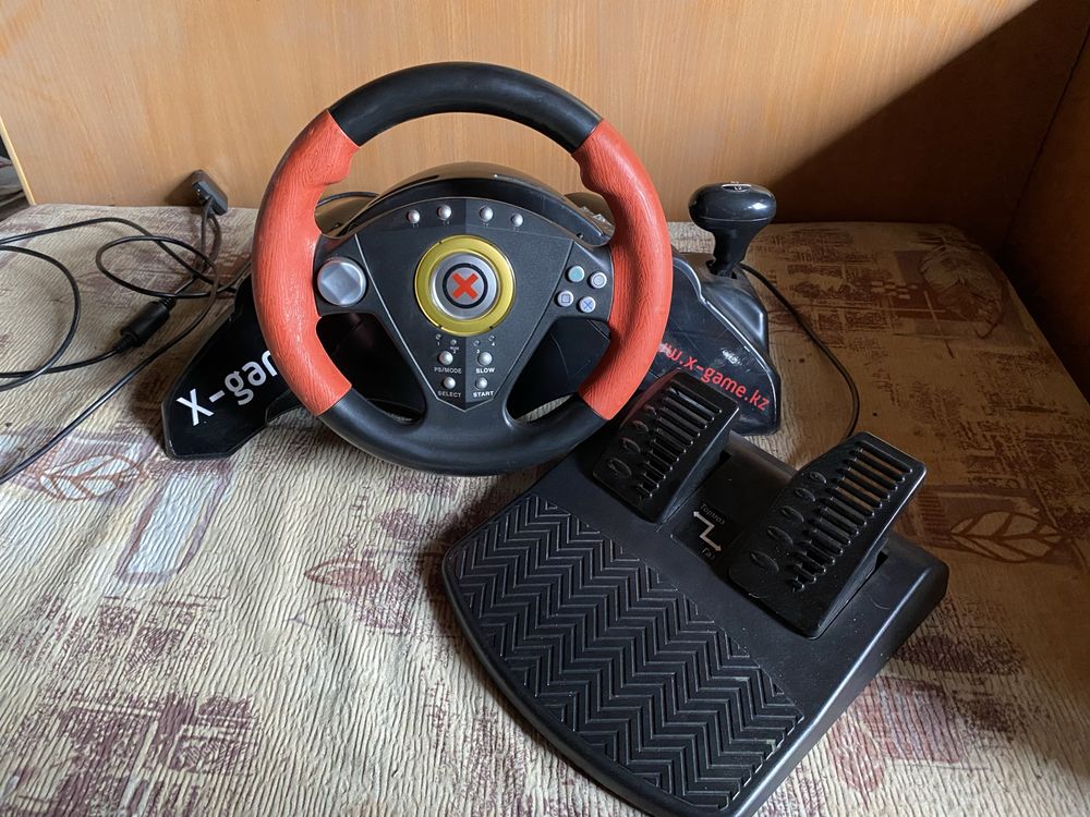 Продается игровой руль