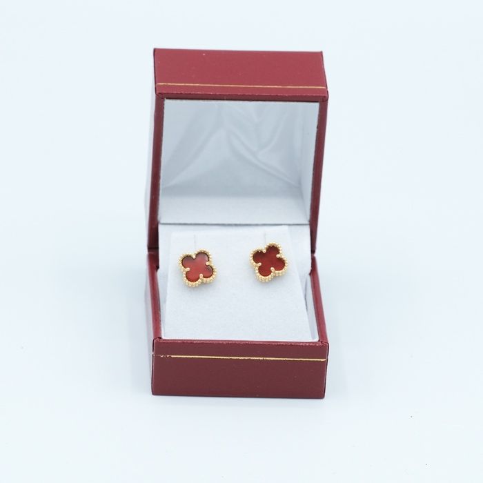 Cercei Van Cleef and Arpels  Rosu, Negru, Alb