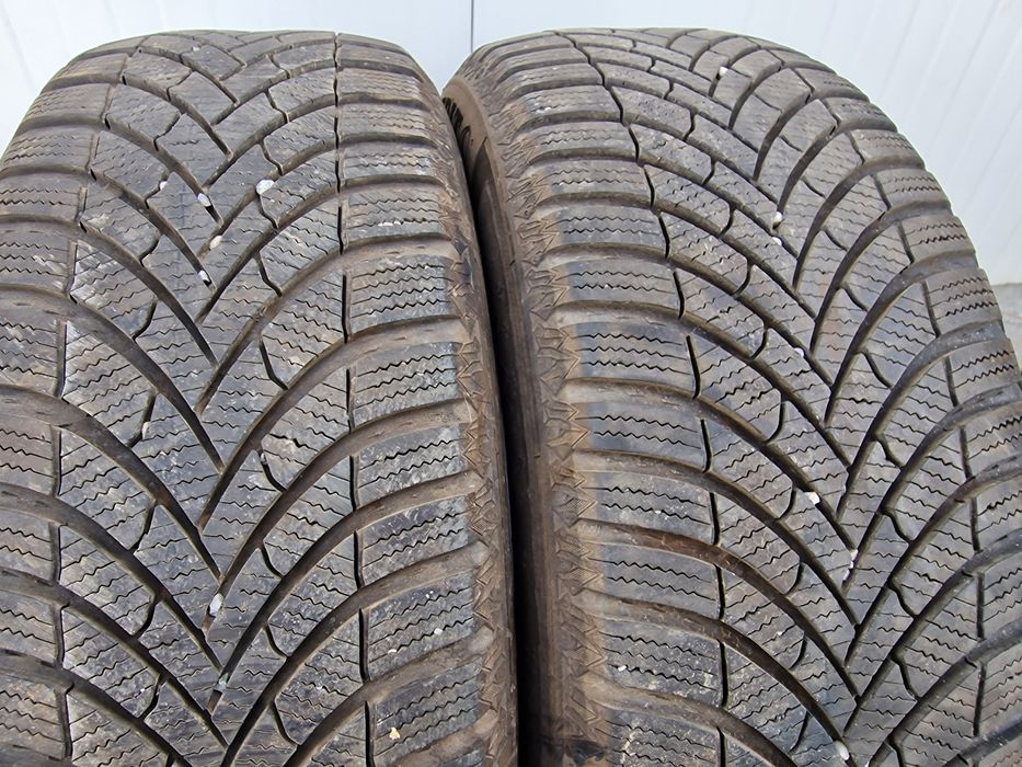 Anvelope 205/55R17 marca Semperit, M +S,,DOT 2023