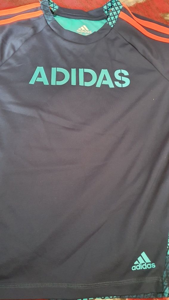 Tricou adidas și sort original