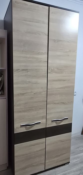 Продам шкаф, комбинированный.