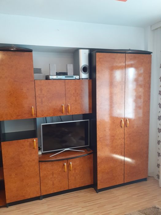 Închiriez urgent garsoniera în Ploiești