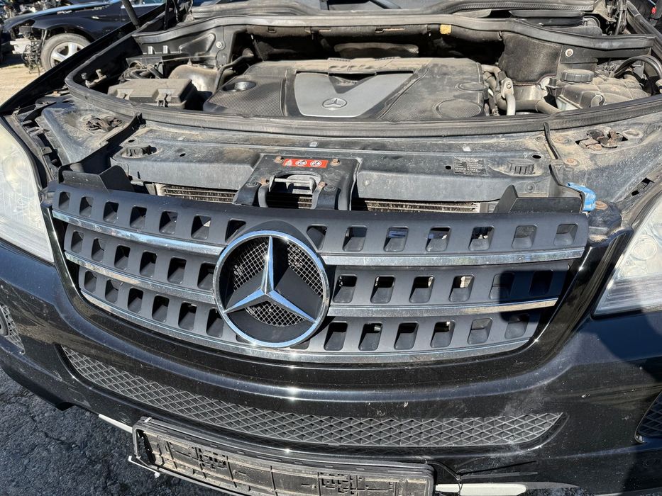 Grila centrala mercedes ml w164 non facelift