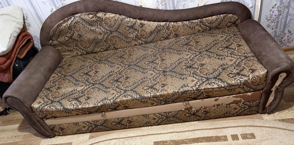 Жылжымалы диван сатылады