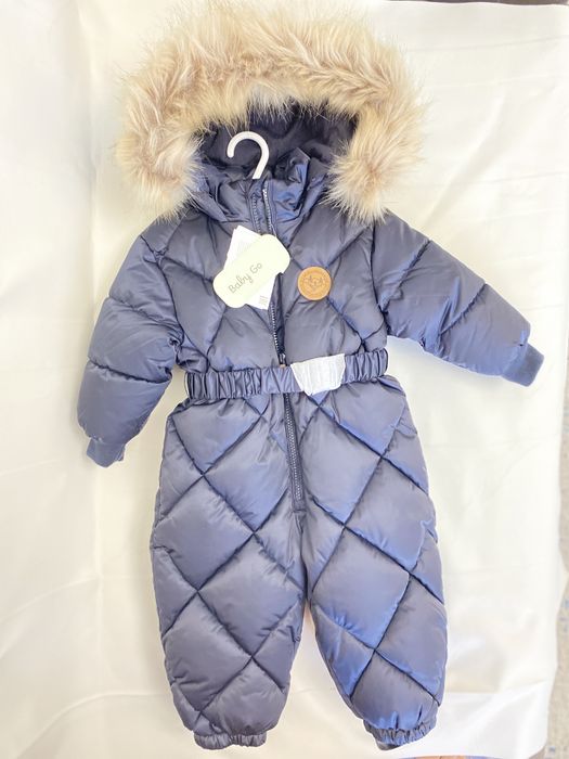 Продам новый зимний детский комбинезон (размер 80, цвет темно синий)