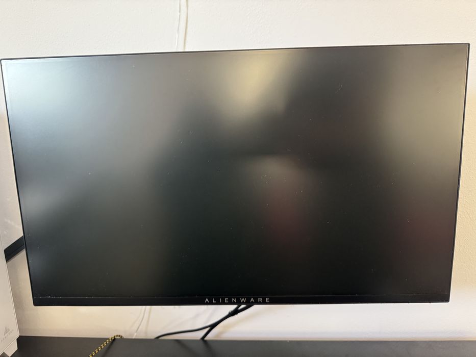 Vand monitor Alienware 240 hz in stare impecabila