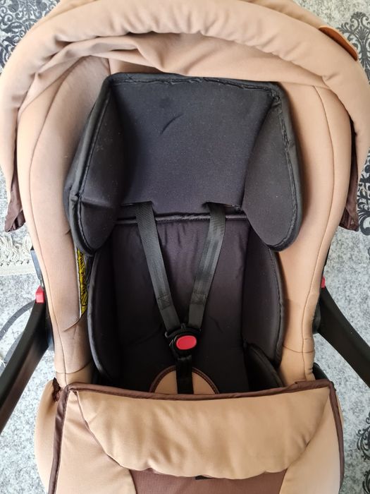 Бебешко столче за кола