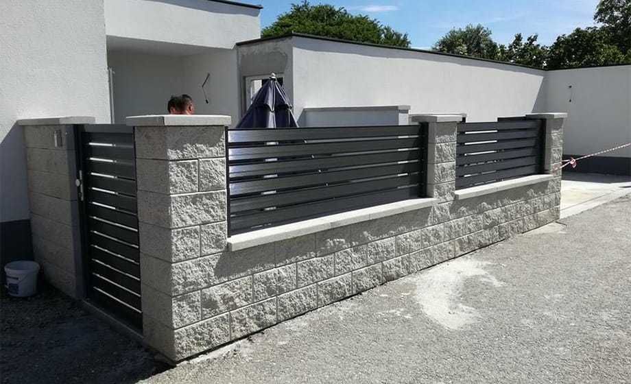 Garduri si porti stil jaluzea, sipca metalica, tabla cutata