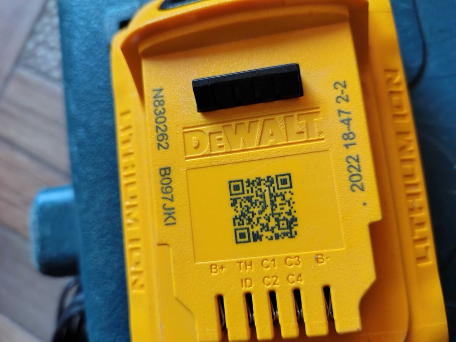 Impact dewalt 18 v brushless