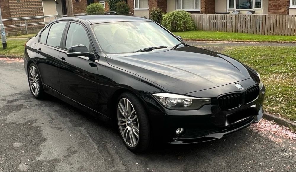 Dezmembrez bmw seria 3 f30 M  2.0 3.0 capota trager aripa bara motor