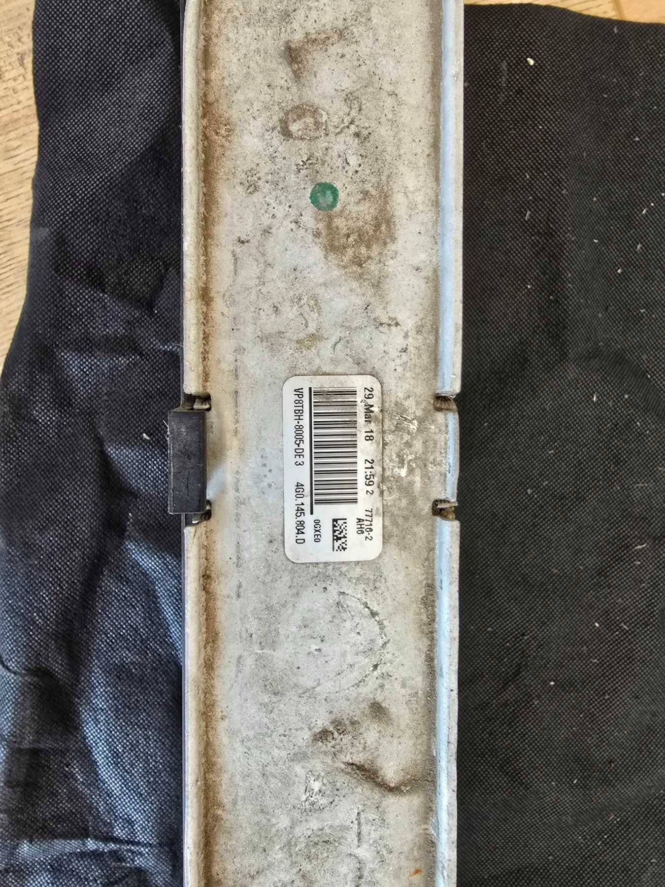 Радиатор 4G0145804D за Audi A6/A7 4G