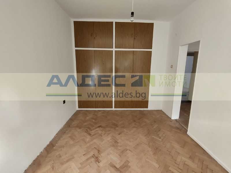 Продава се Двустаен апартамент в София, Банишора - 62 кв.м за 2807 €/кв.м - Снимка #3