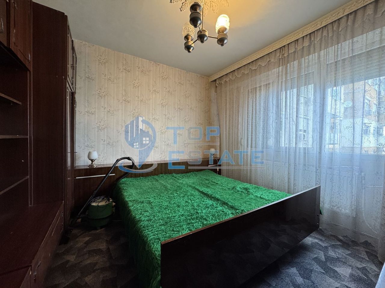 Продава се Двустаен апартамент в Горна Оряховица - 60 кв.м за 808 €/кв.м - Снимка #2