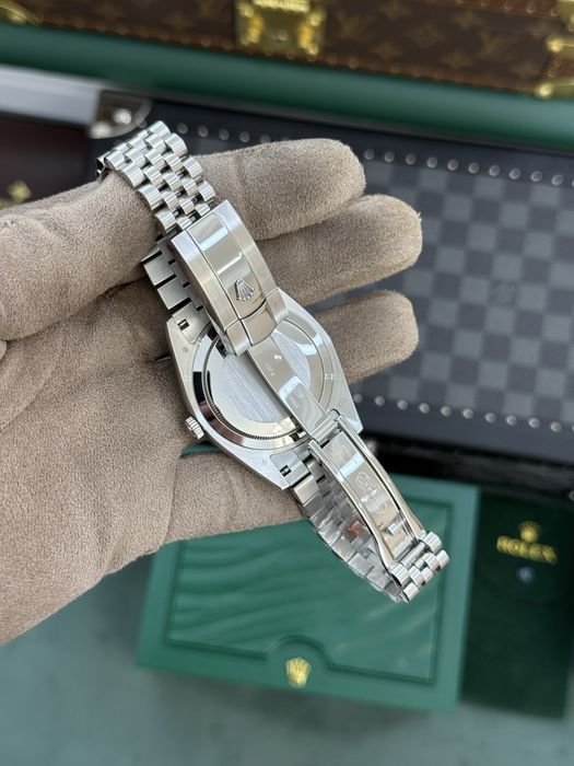 Rolex Date-Just 41mm Rhodium Dial