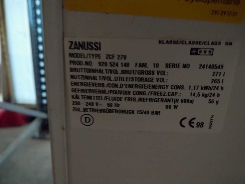 Lada frigorifica Zanussi