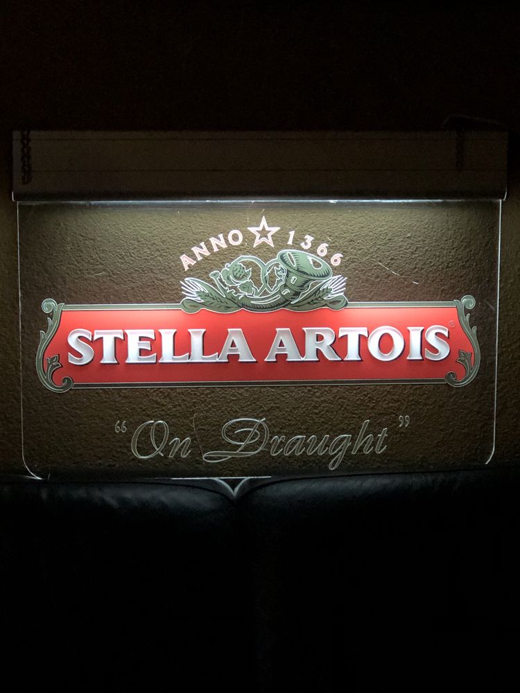 Stella Artois светеща реклама