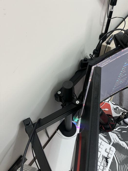 Кронштейн на 2 монитора