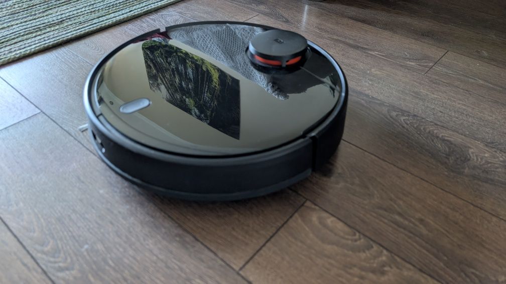 Xiaomi Mi robot vacuum mop pro - прахосмукачка робот