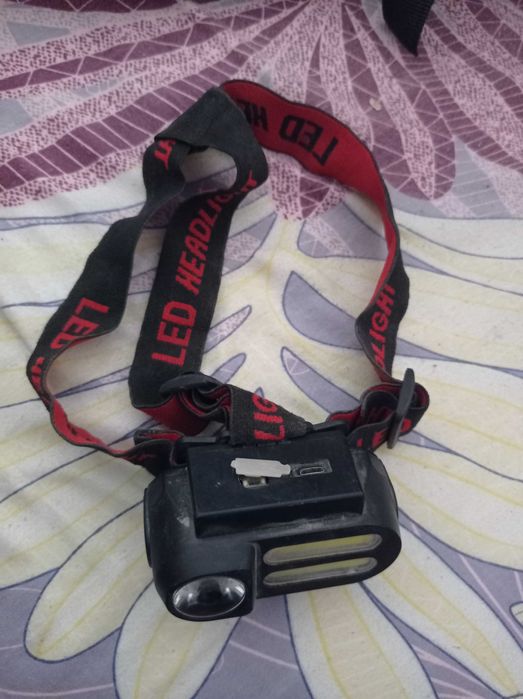 Светодиодный налобный фонарь