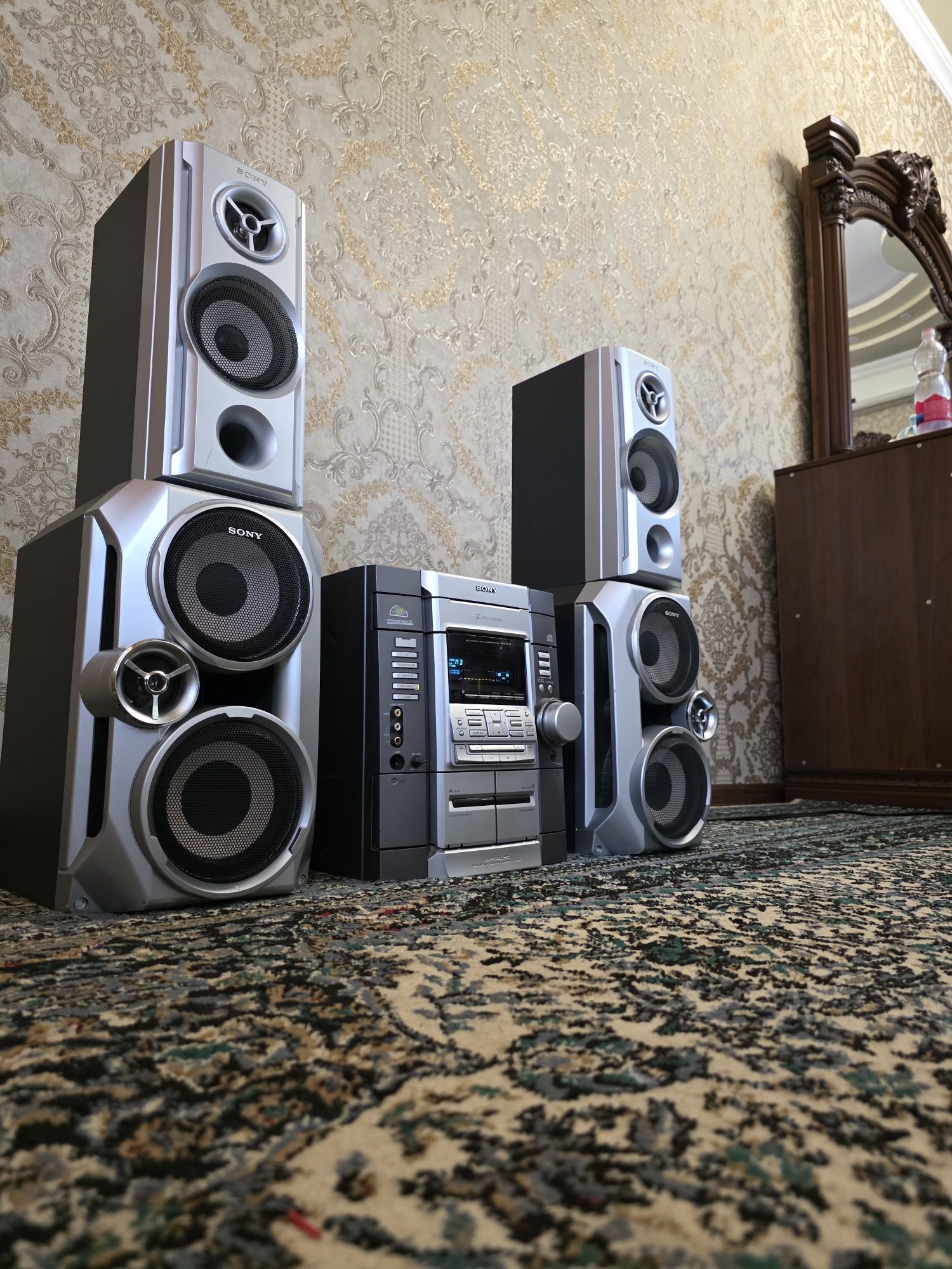 Sony качество почти новый