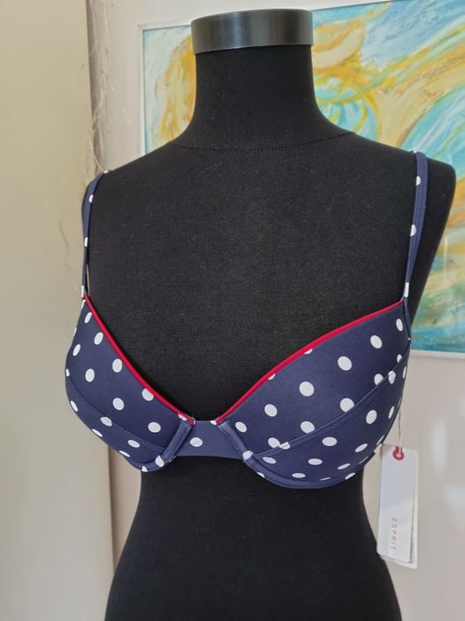 Ново горнище на бански Esprit