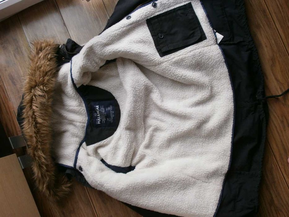 М Нова Мъжка Парка с Голяма Пухена Качулка Pull & Bear