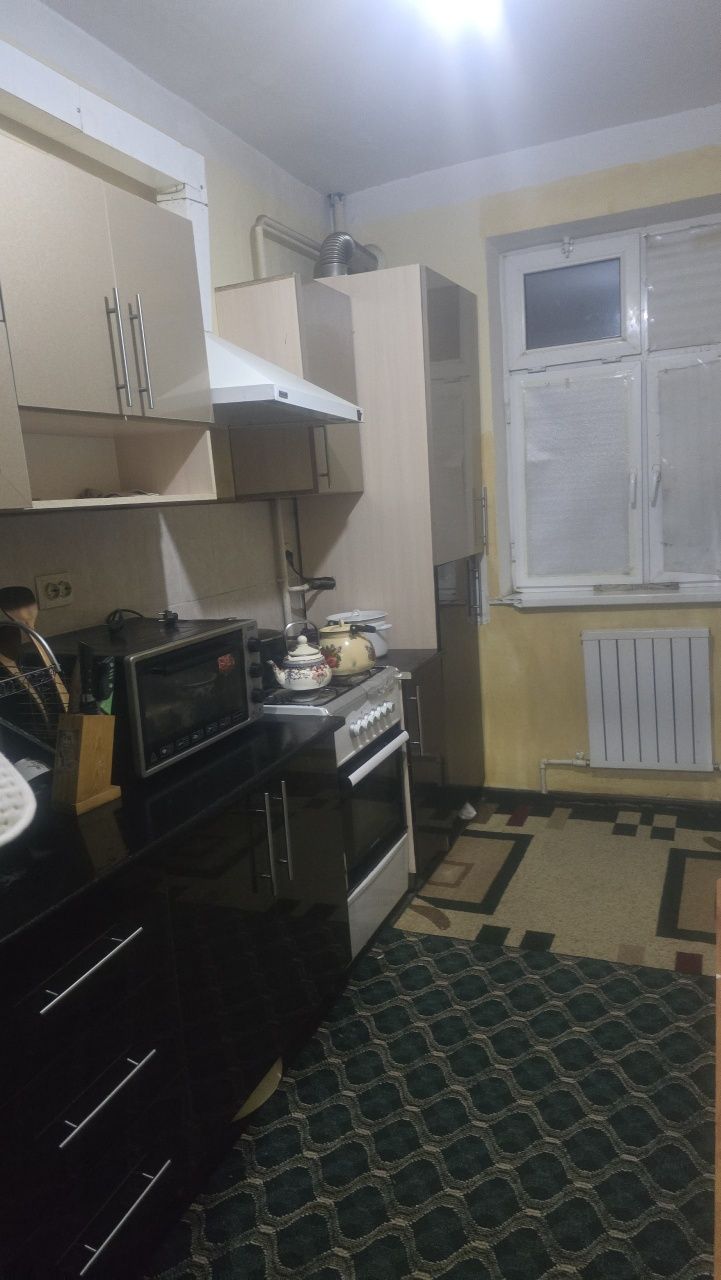 Dom 5 etajkdan 4 etaj 3 xonali