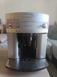 Кафемашина Delonghi Magnifica ESAM3200 на части