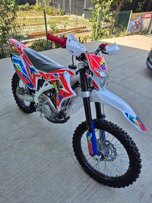 Motocicleta cross enduro offroad Barton NXT250L cc 4T (ROTI 21" - 18")