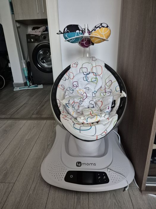 Balansoar/leagan 4moms ca nou