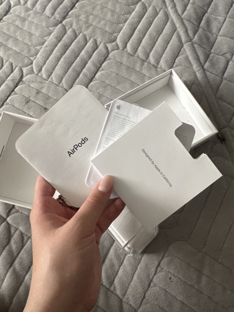 Airpods 2nd Generation