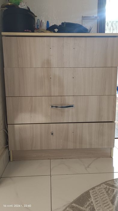 Продам Комод б/у.